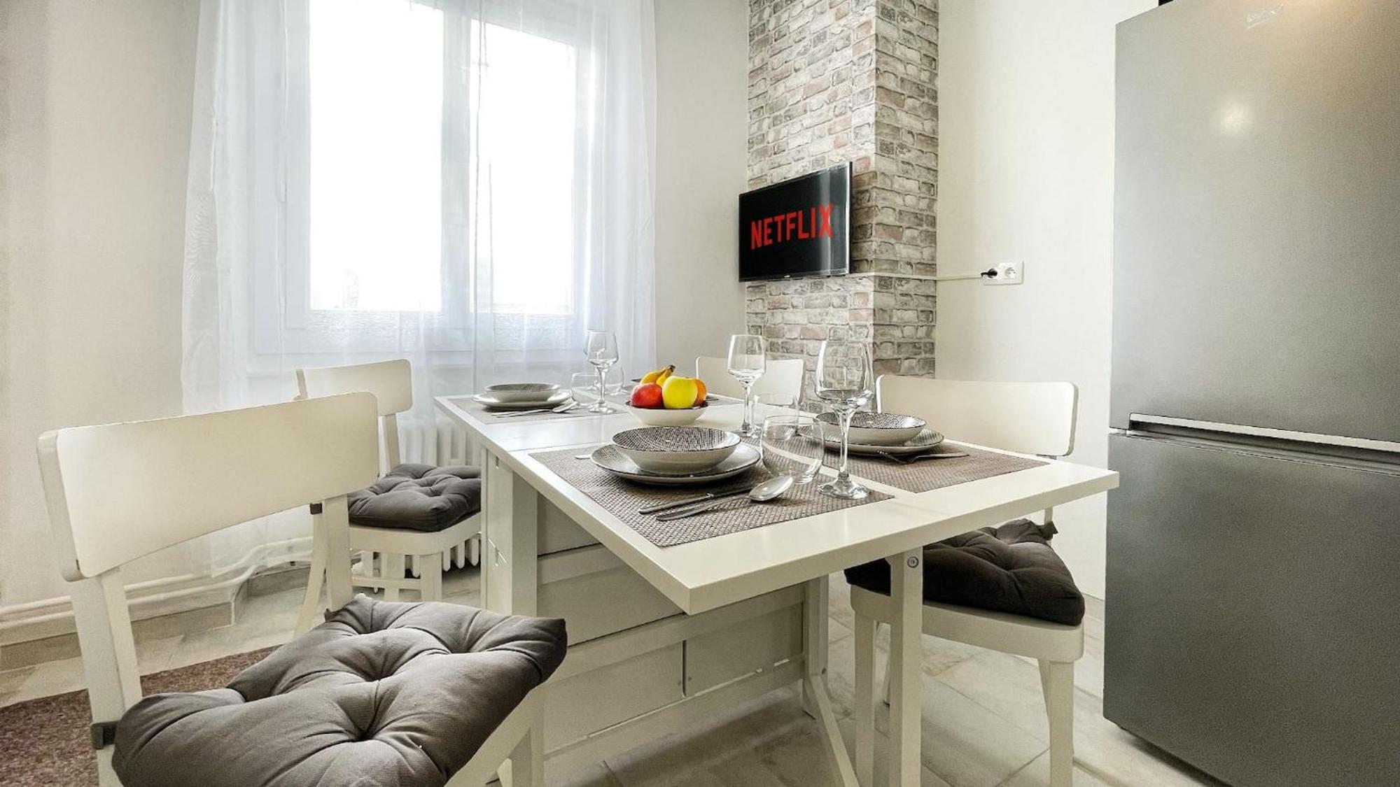 Homey Keola - Parking Prive Gratuit - Aux Portes De Geneve - Au Pied Du Tram - Appartement Avec 1 Chambre Et Un Grand Salon Avec Un Canape-Lit Амбії Екстер'єр фото